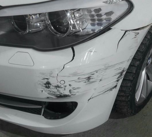 Повреждения бампера BMW 5